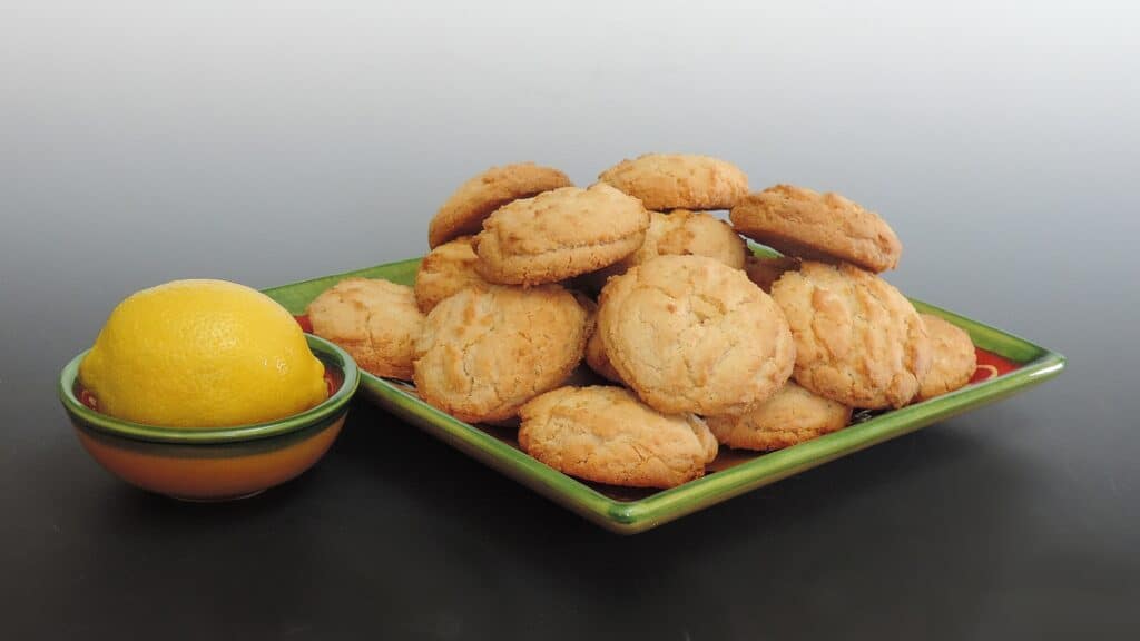 lemon cookies from dessertswithstephanie.com