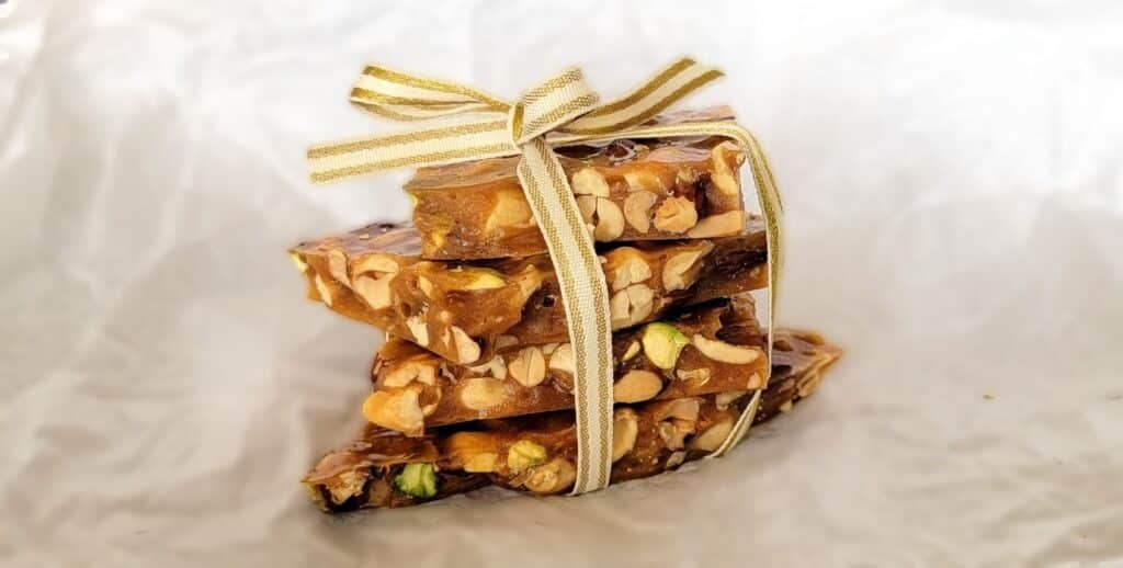 mixed nut brittle for dessertswithstephanie.com