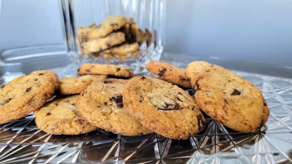 Chocolate chunk cookies from dessertswithstephanie.com