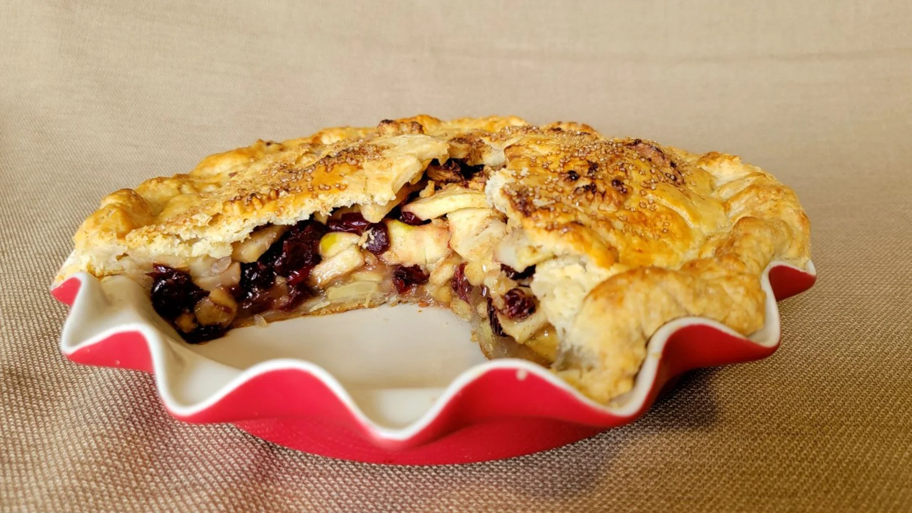 Cranberry pie