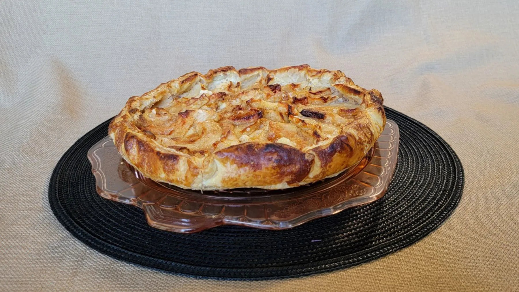 apple cream cheese tart from dessertswithstephanie.com