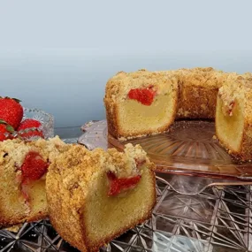 strawberry coffee cake recipe for dessertswithstephanie.com