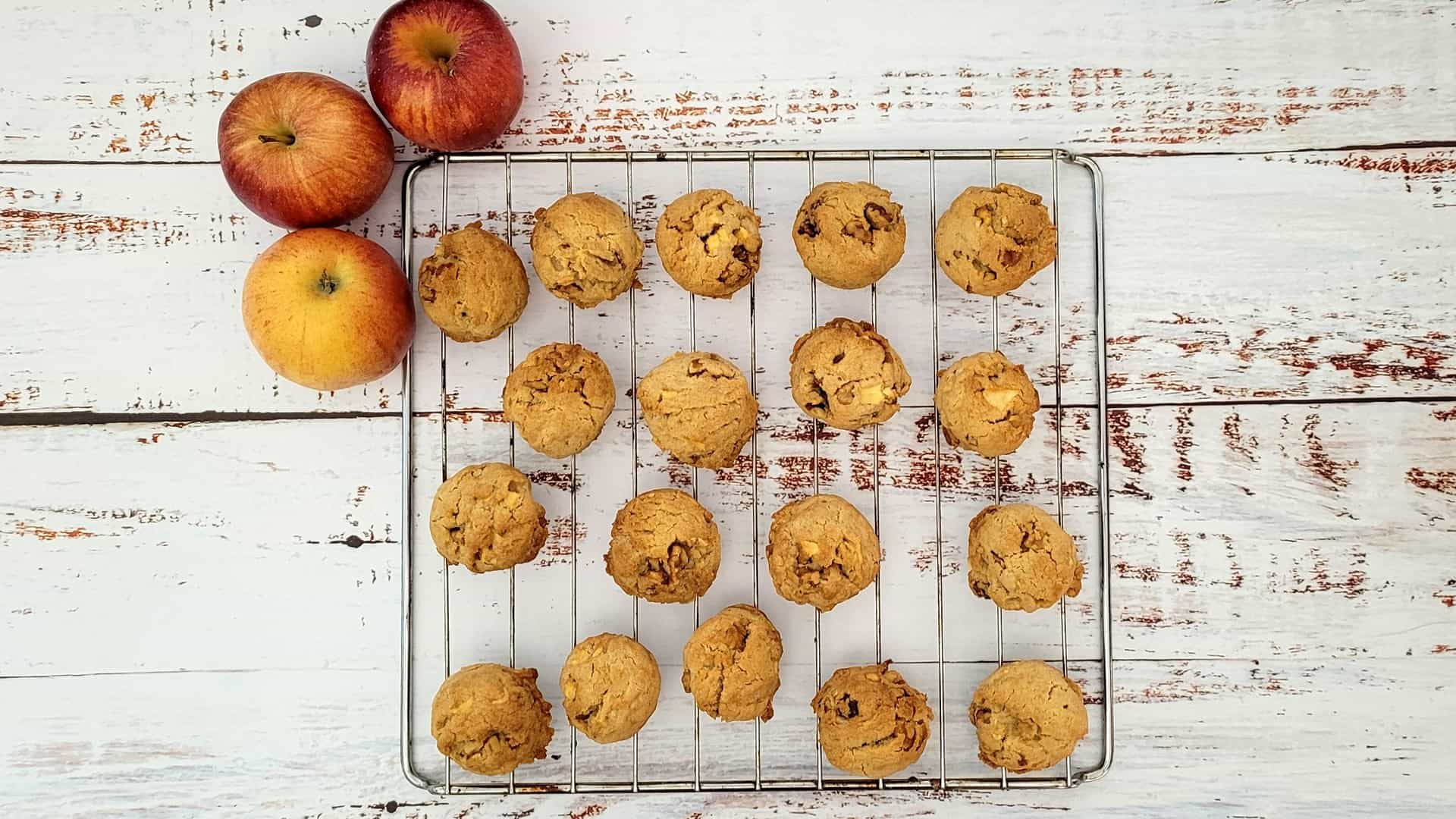 vegan cookies on cooling rack