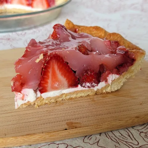 no bake strawberry pie slice on a plate