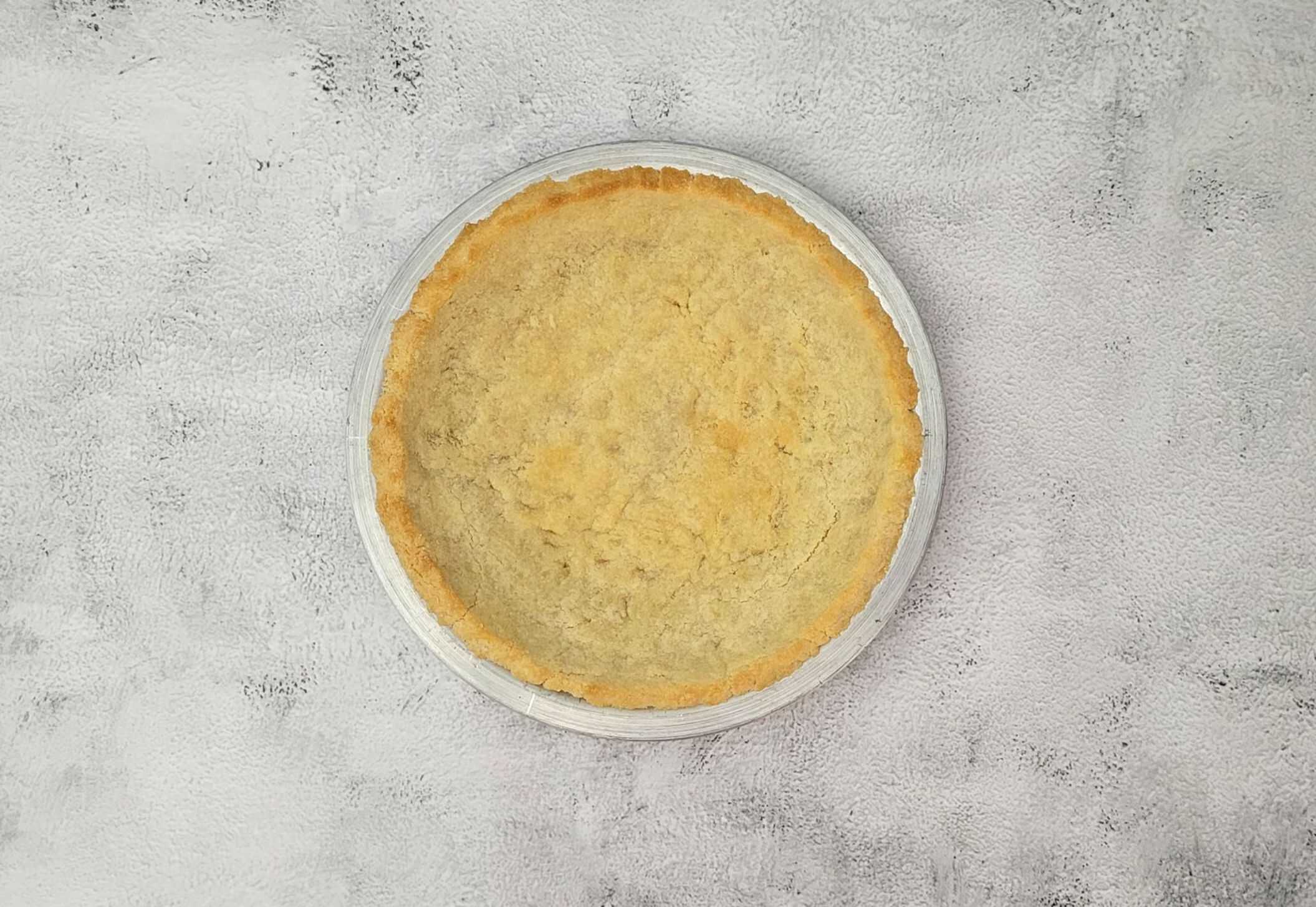 overhead picture of finished pie crust made with almond flour