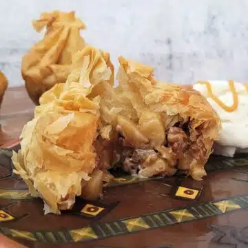 inside of an individual serving of apple baklava