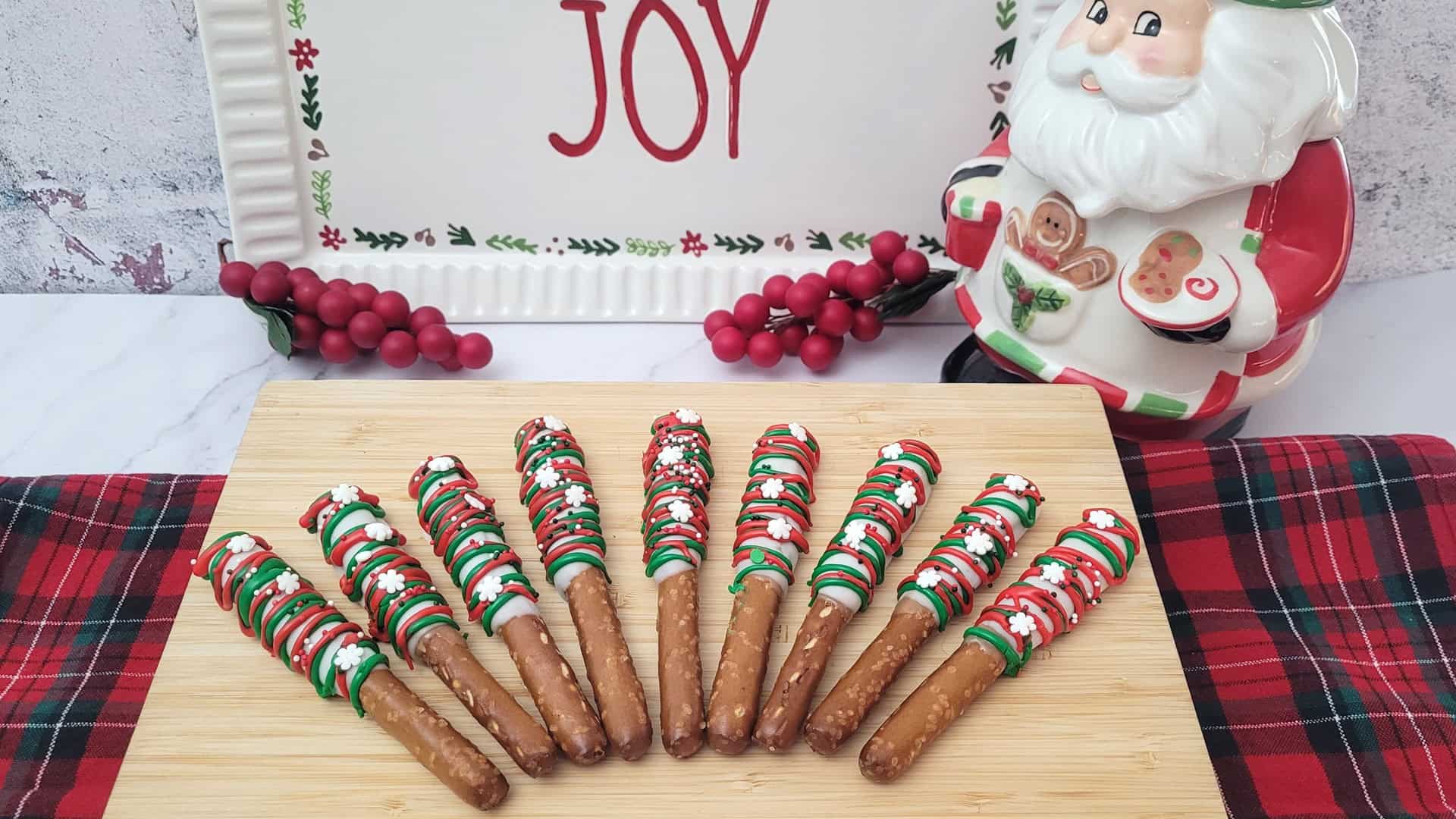 Christmas pretzel rods with caramel