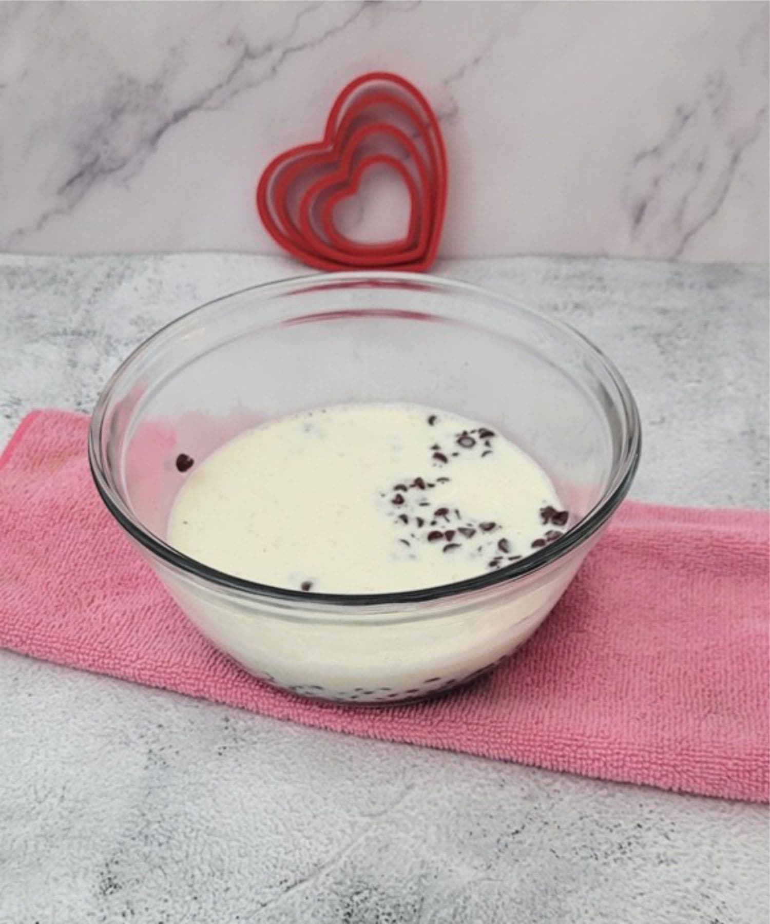 hot cream poured over chocolate to make fudge cookie filling